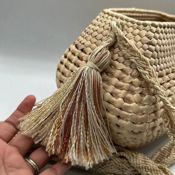 Woven Raffia Handbag with side tassels - Picture 7 of 8